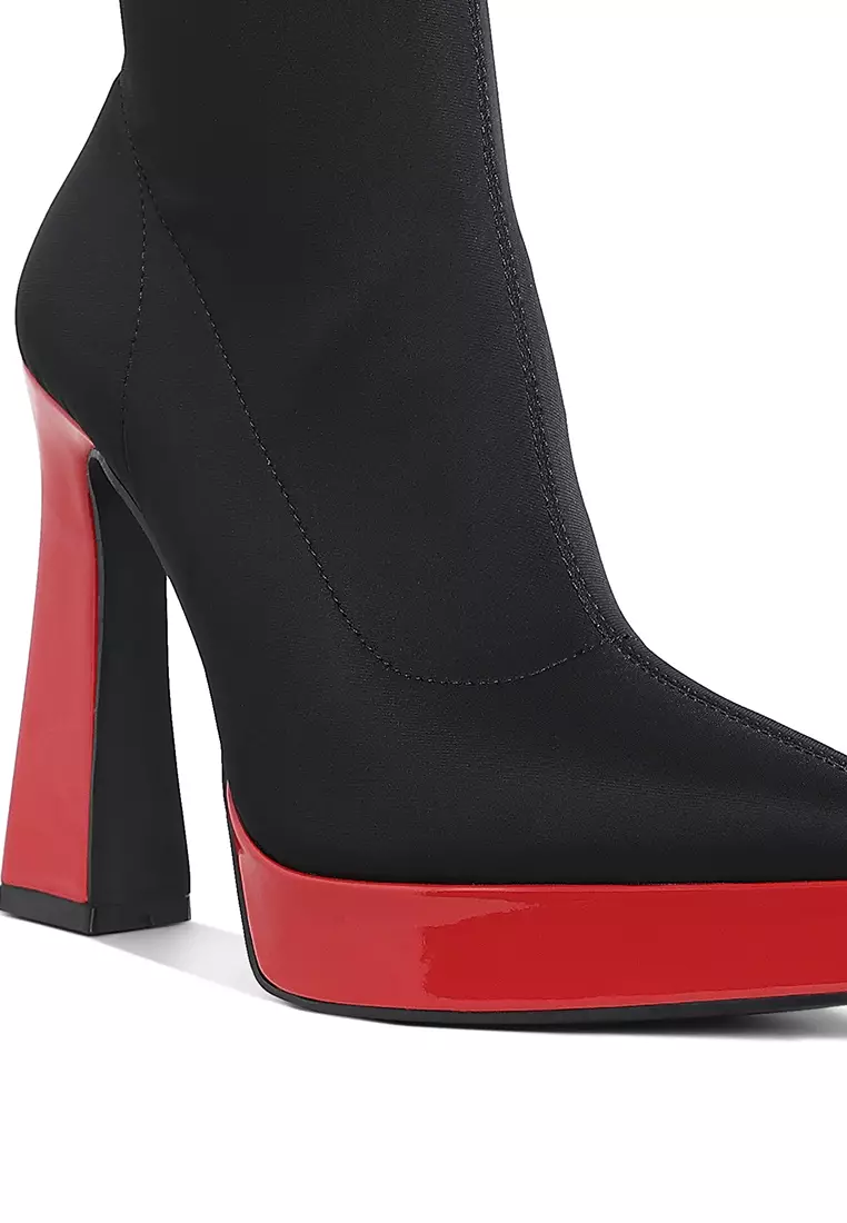 Sepatu Bot Kaus Kaki Detail Platform Kontras dalam Warna Hitam/Merah