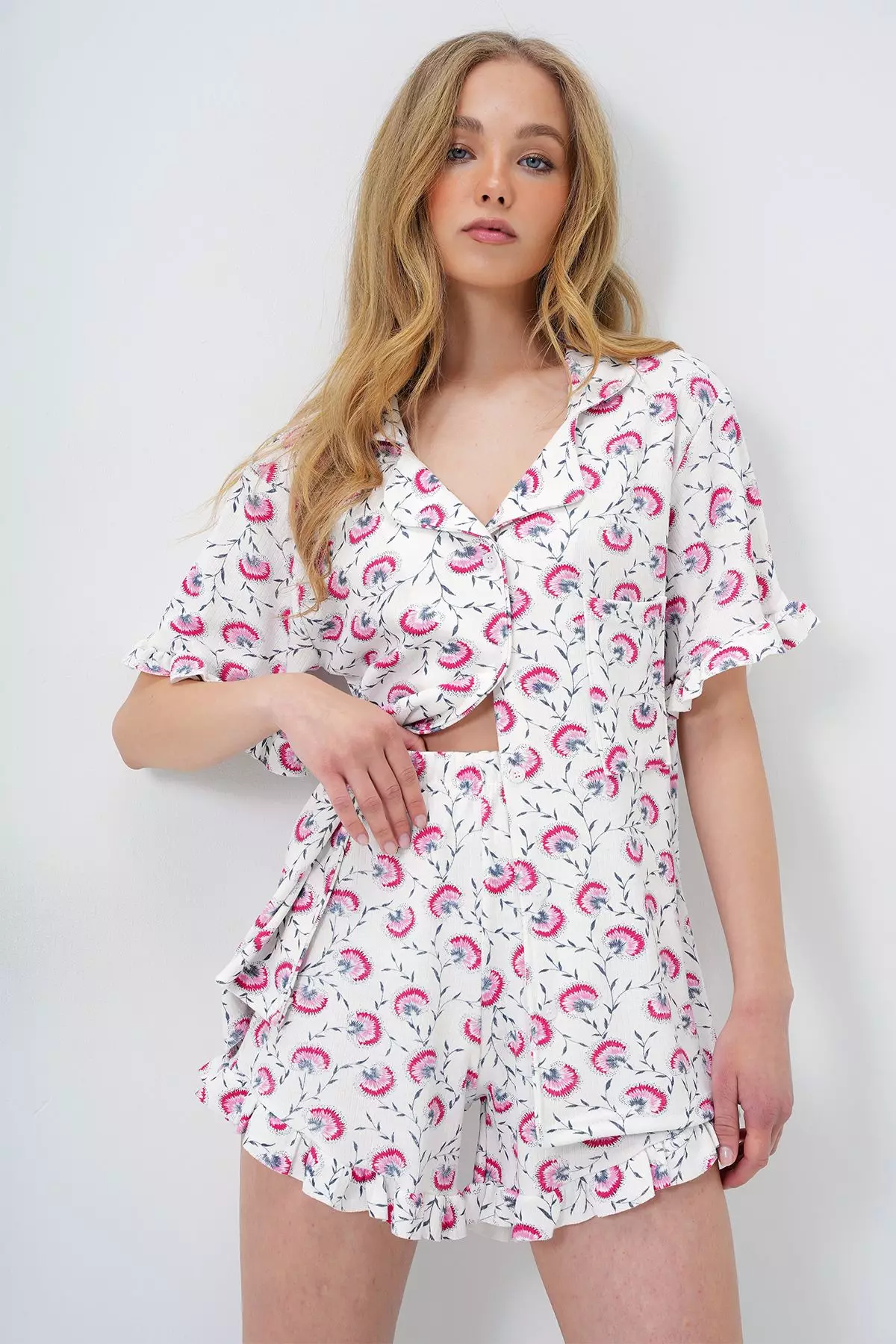 Red Single Pocket Sleeves And Legs Ruffled Cotton Shirt And Shorts Pajama Set Pjm-X13896