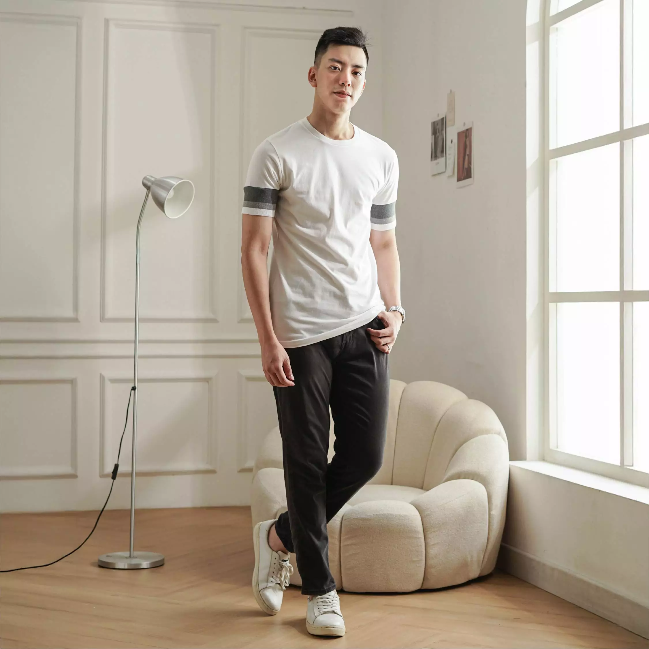 Kale Dios White Grey / Tshirt Pria Premium Cotton  Lengan Pendek