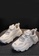 Twenty Eight Shoes 白色 VANSA 舒適網布運動鞋 VSW-T200011 D17C7SHD94E1AEGS_4