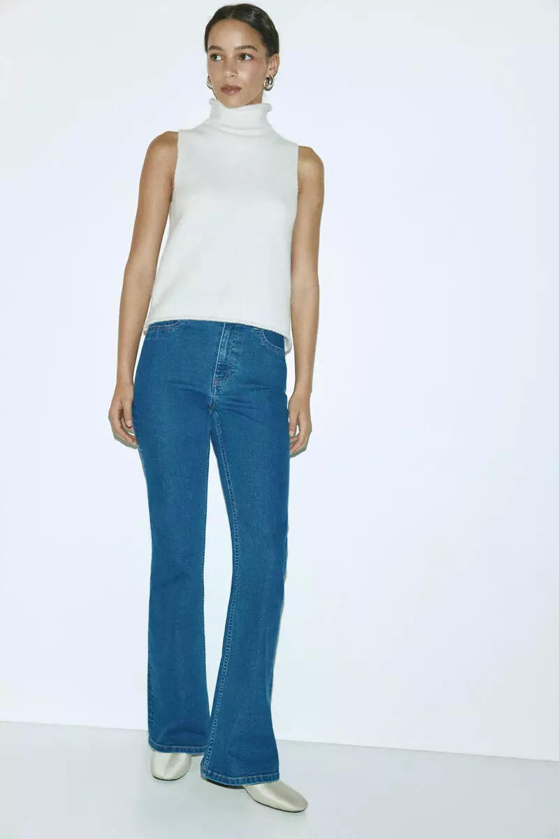 Flared High Jeans