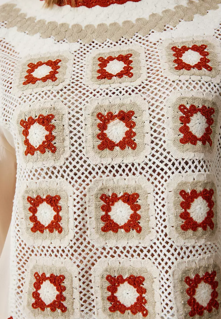 Embroidery Boxy Blouse