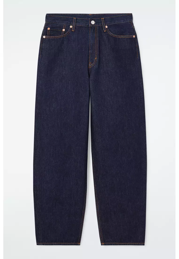 ARCH TAPERED JEANS