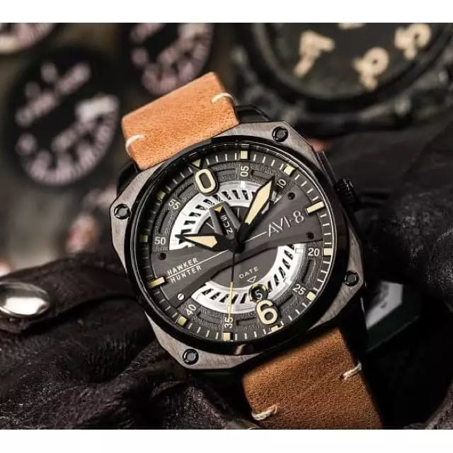 Jual AVI 8 AV 4057 04 HAWKER HUNTER Original 2024 ZALORA Indonesia