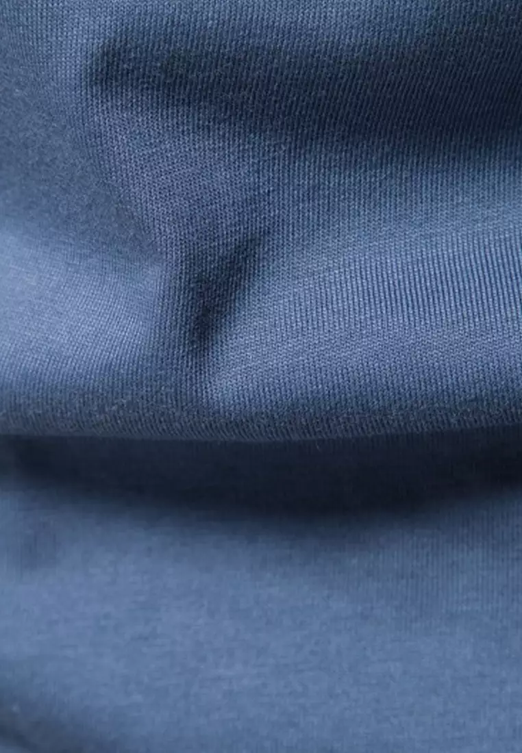 Slim Fit Long Sleeve T-shirt AX501