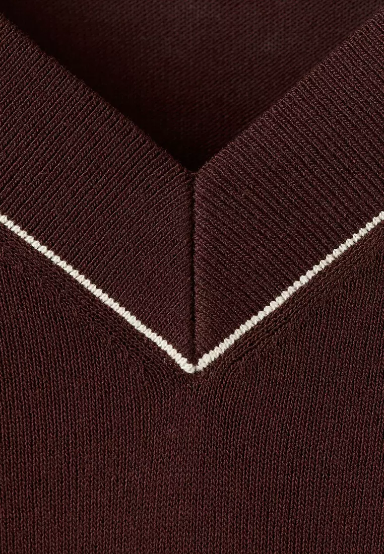 V-Neck with Contrasting Trim Sweater