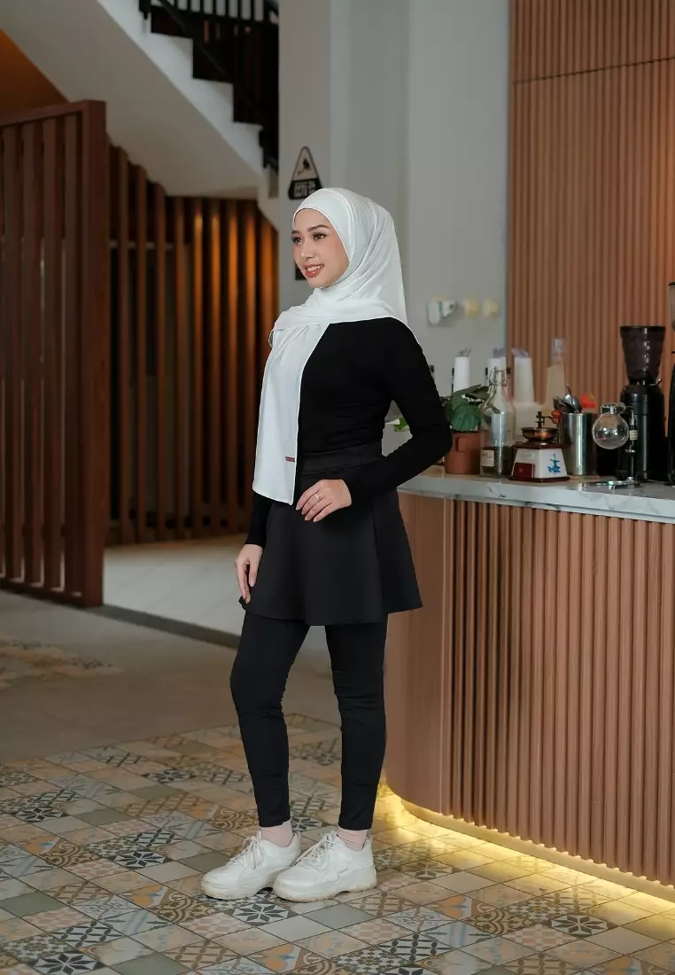 Segitiga Instan Oval Kania White 