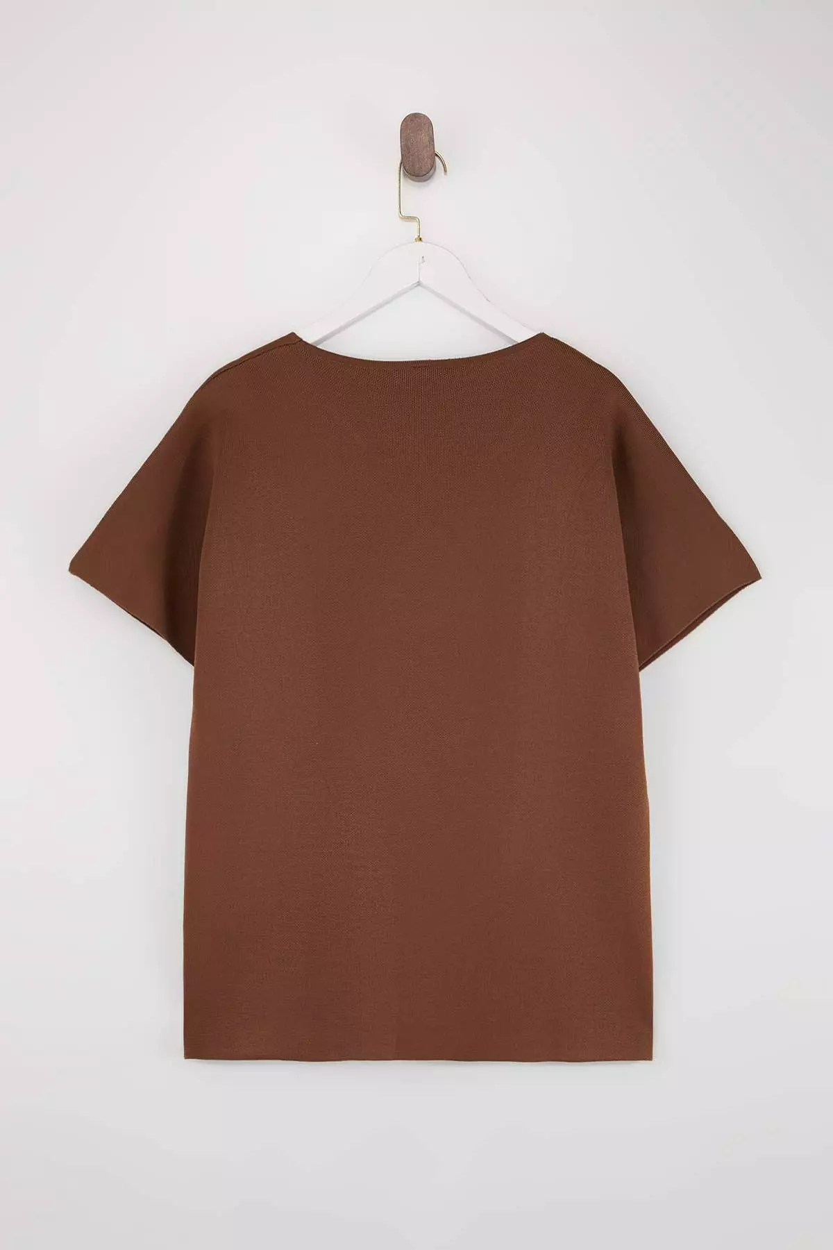 Brown Buttoned Asymmetric Closure Knitwear Blouse Tbbss25Af00071