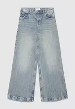 Medium denim blue