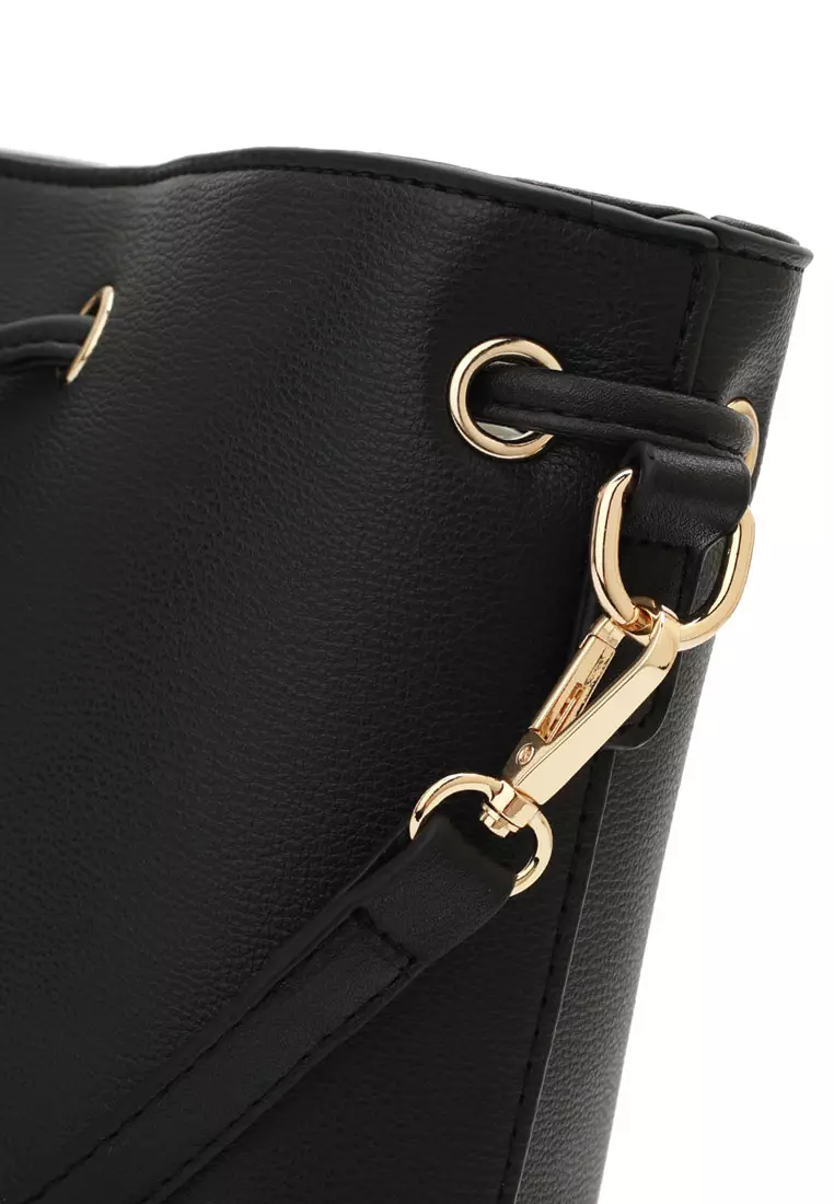 Women's Bucket Bag / Shoulder Bag / Sling Bag / Crossbody Bag (Tas Ember Wanita / Tas Bahu Wanita / Tas Selempang Wanita ) - Hitam