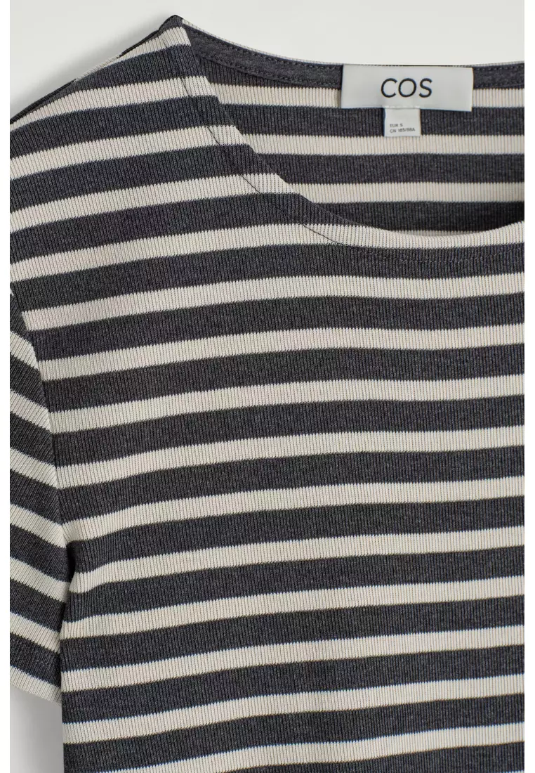 SHRUNKEN SLIM RIBBED T-SHIRT