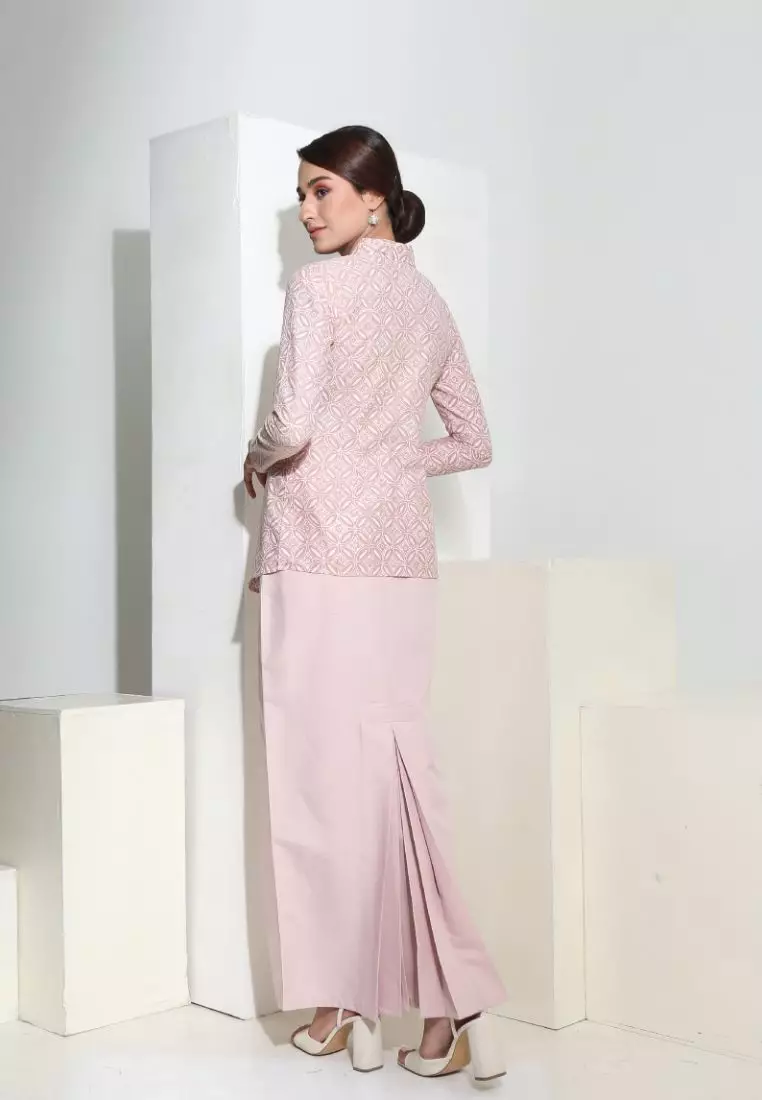 Kebaya Midi Batik Moden