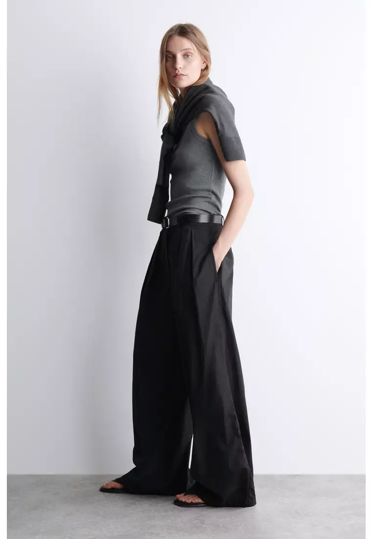 PLEATED COTTON WIDE-LEG TROUSERS