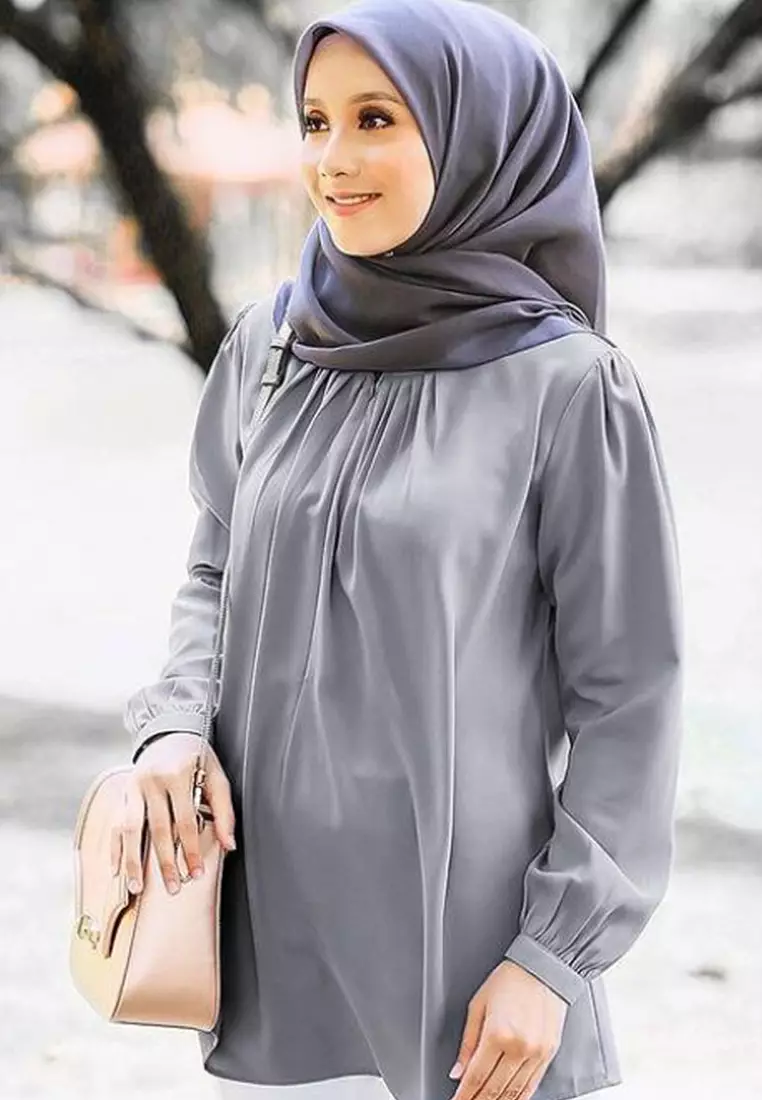 Lydia Blouse in Silver Grey