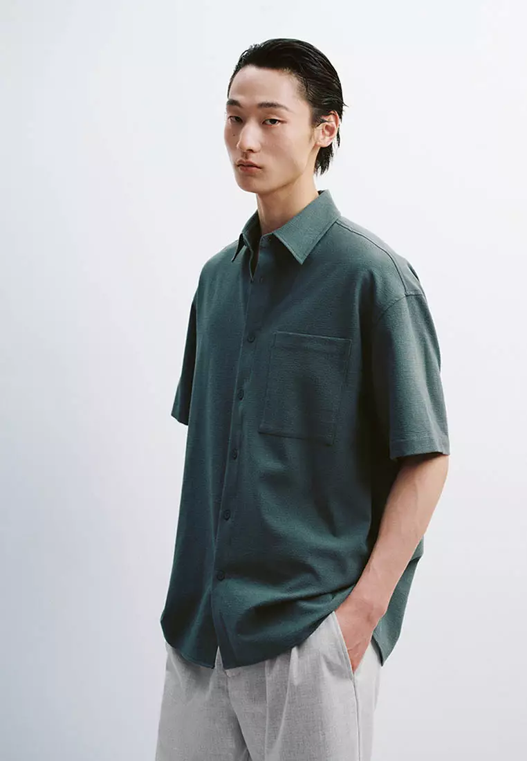 宽松型B开襟衬衫