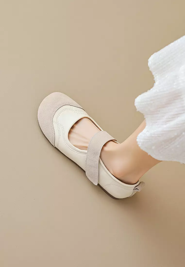Comfortable Velcro Mary Jane Shoes WW612-2