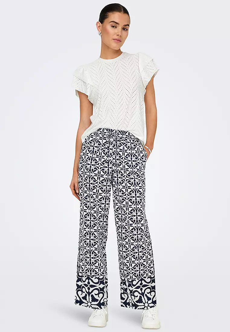 Sleeveless Frill Top