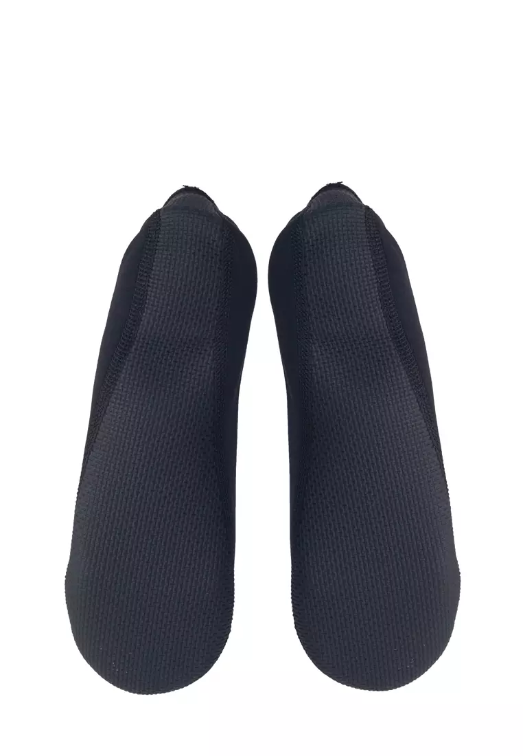 Otse Sepatu Pantai Slip On Pria & Wanita Aqua Beach Slippers Size L Light Weight material Rubber ORIGINAL - Black