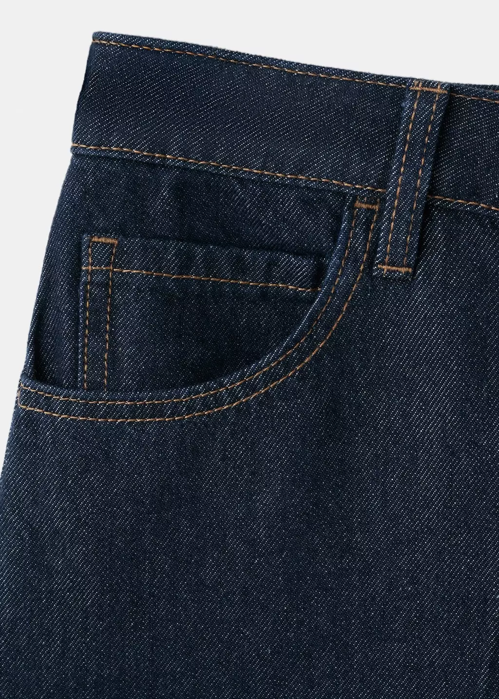 Celana pendek denim lurus berpinggang tinggi
