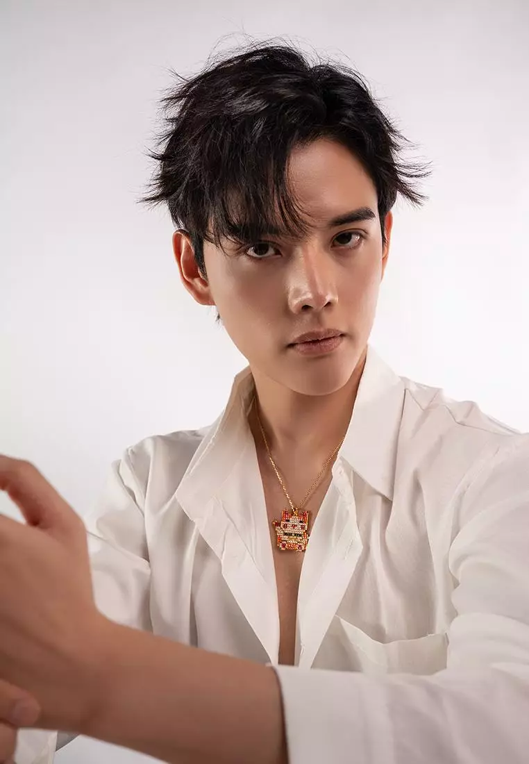 Pixel Lucky Cat Pendant 018