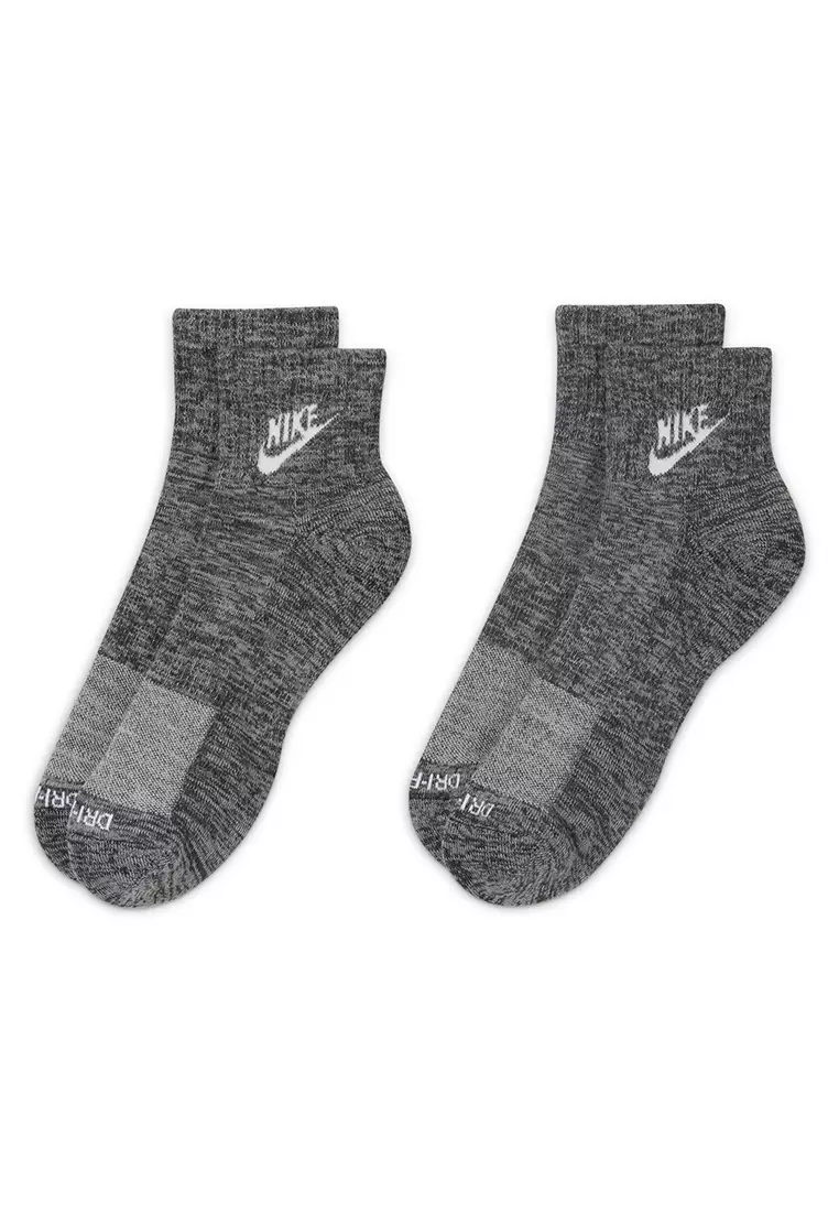 Jual Nike Everyday Plus Cushioned Ankle Socks Original 2024 | ZALORA ...