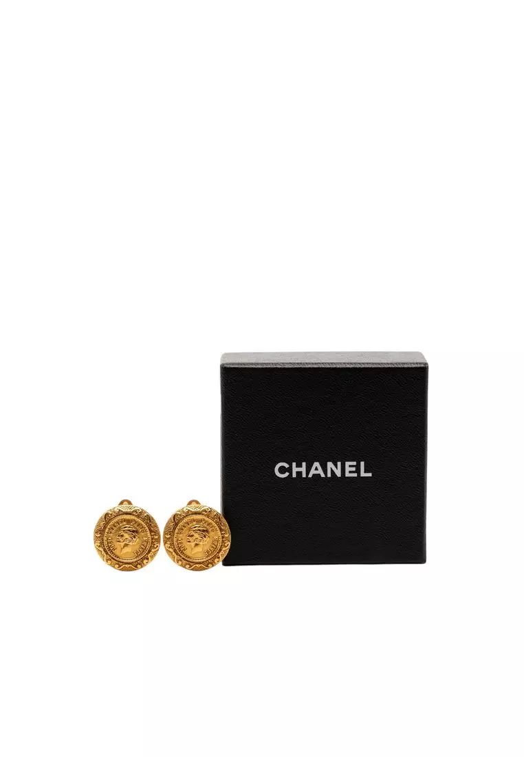 Pre-Loved Chanel Gold Plated Coco Profile Round Clip On Earrings