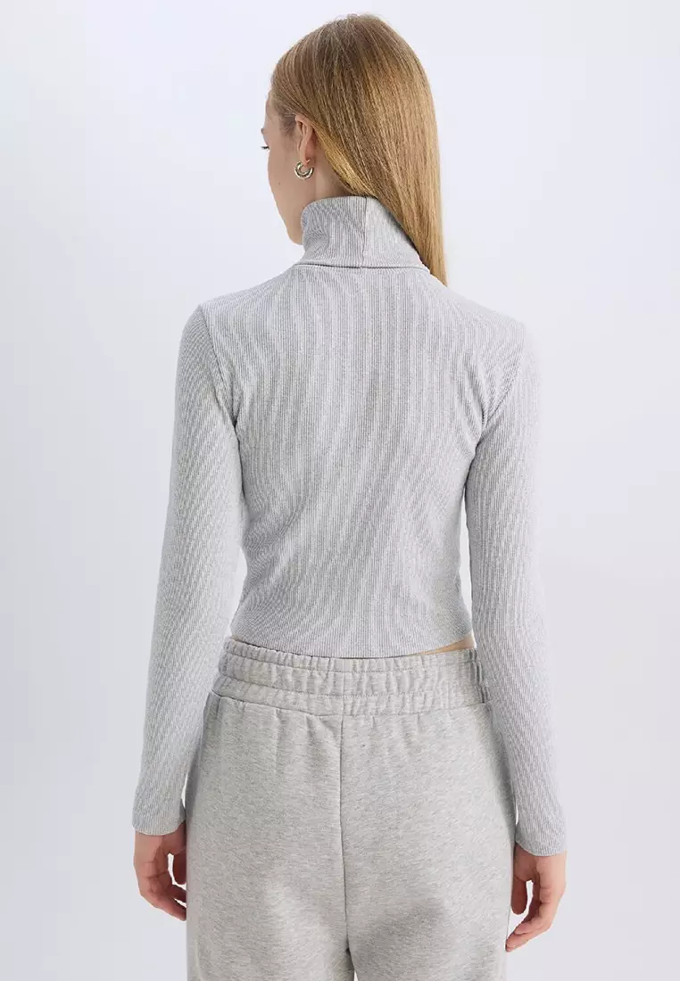 Turtleneck Long Sleeves Top