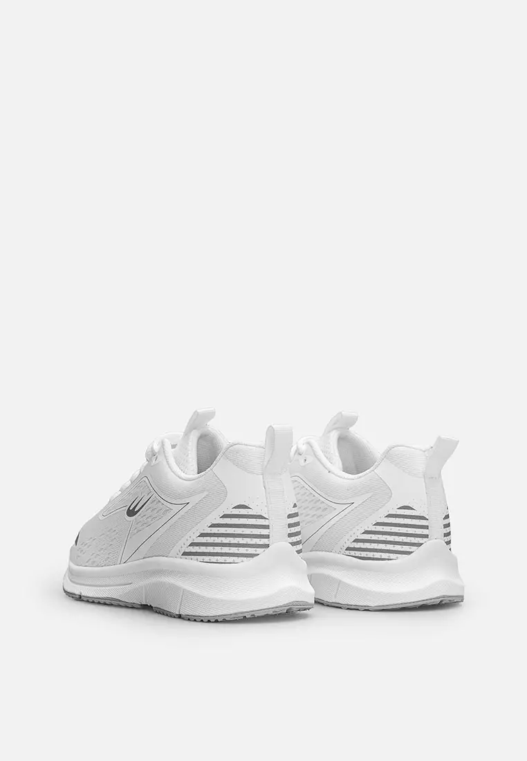 Cross Kicks Women's Performance Cross Training Shoes