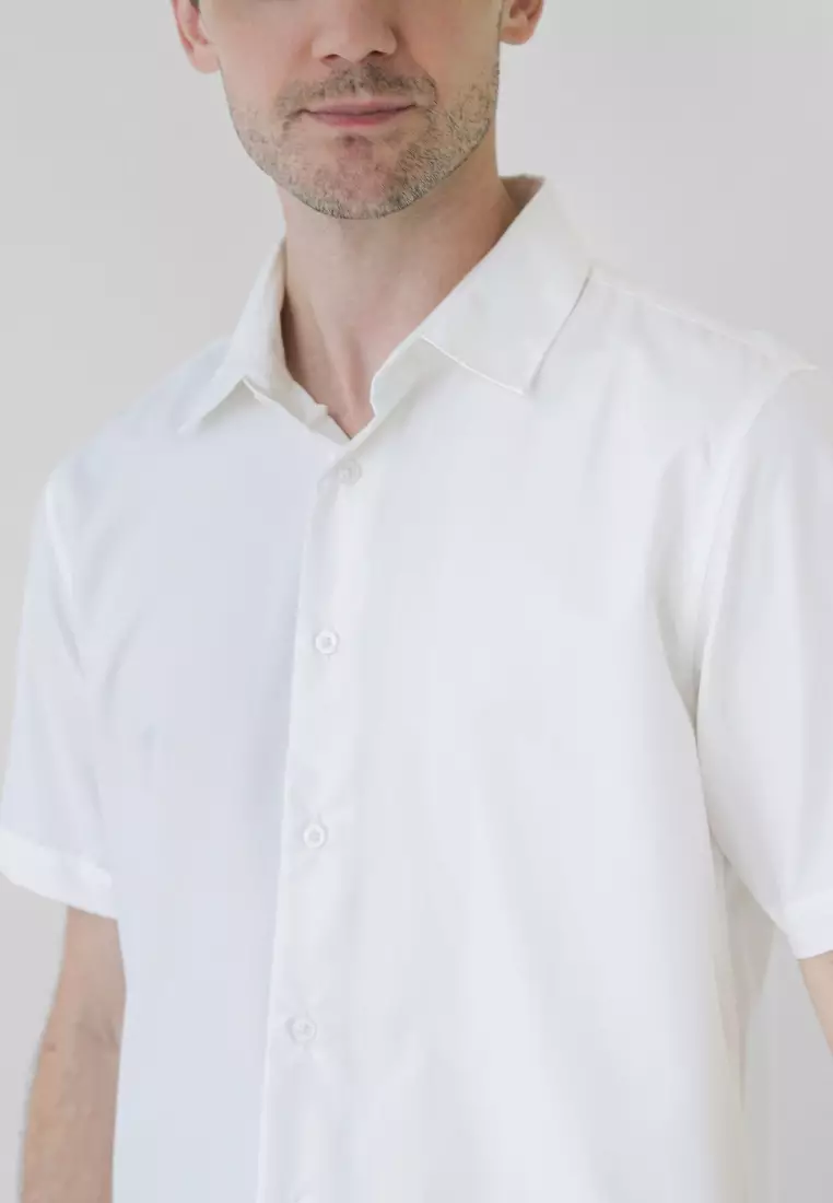 Cotton Well Elvon Smart Shirt White  | Kemeja Pria Formal Basic Clean Lengan Pendek Putih