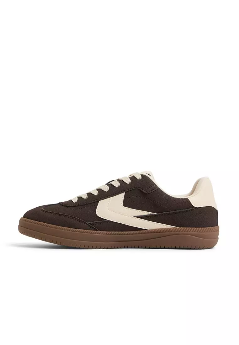 Salome Low-Top Sneakers