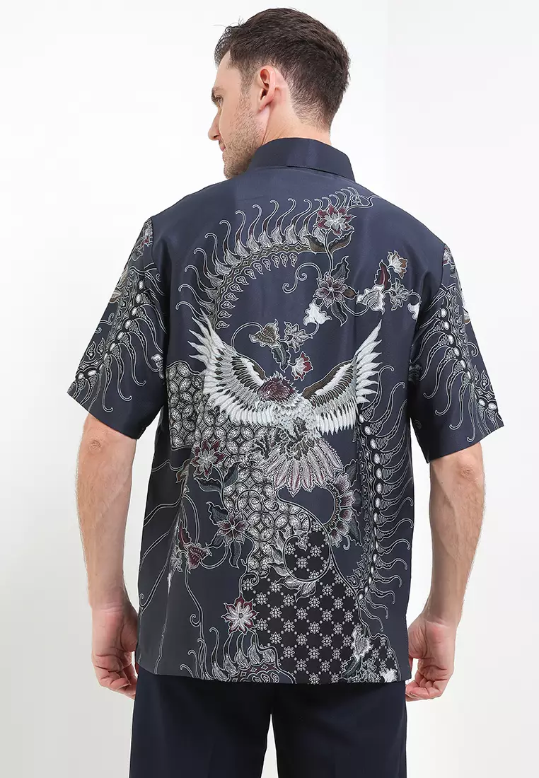 Hem Regular Fit Batik Garuda