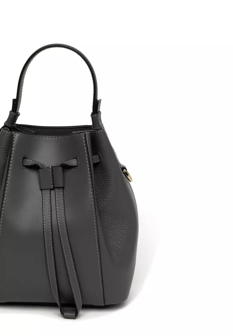 Furla black 2025 bucket bag