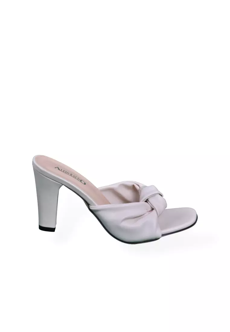 Buy Alfio Raldo Elegant Beige Leather Block Heeled Court Shoes for Formal /  Office Wear Online