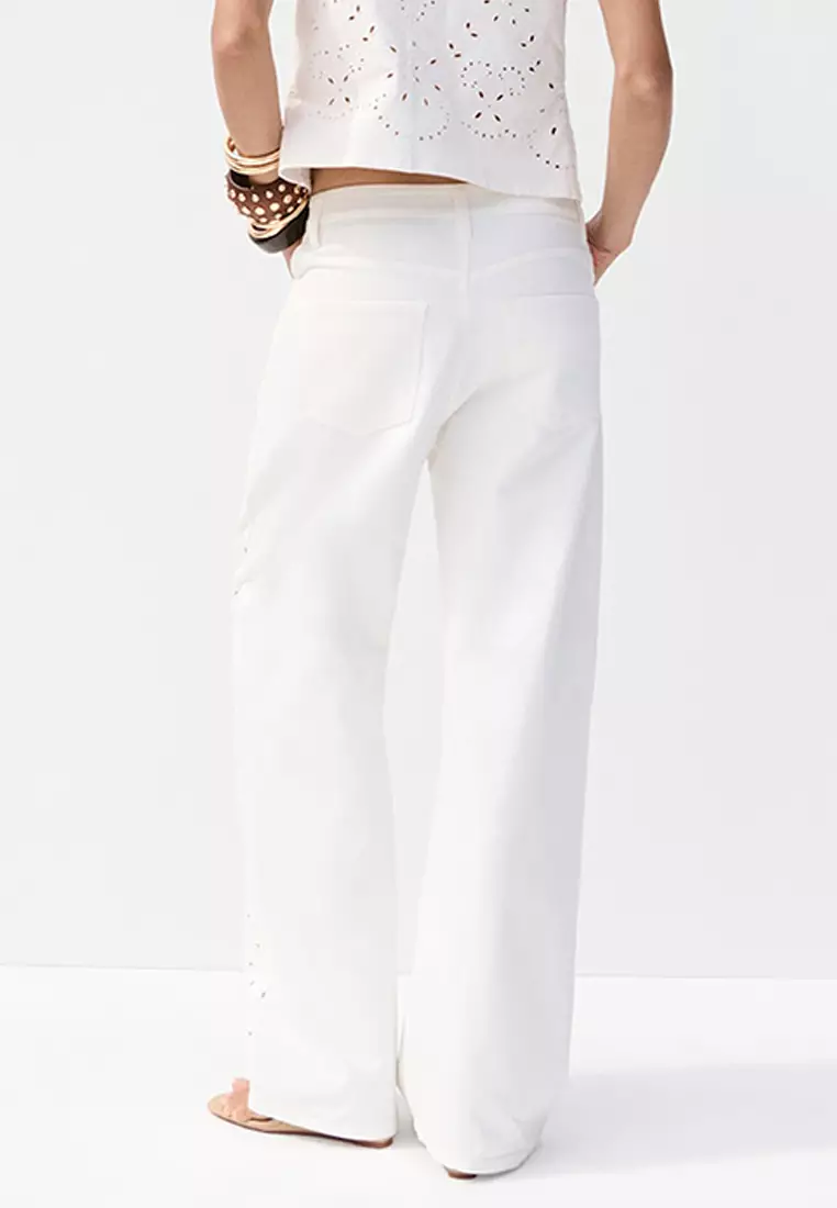 Embroidered Cut-Out Balloon Jeans