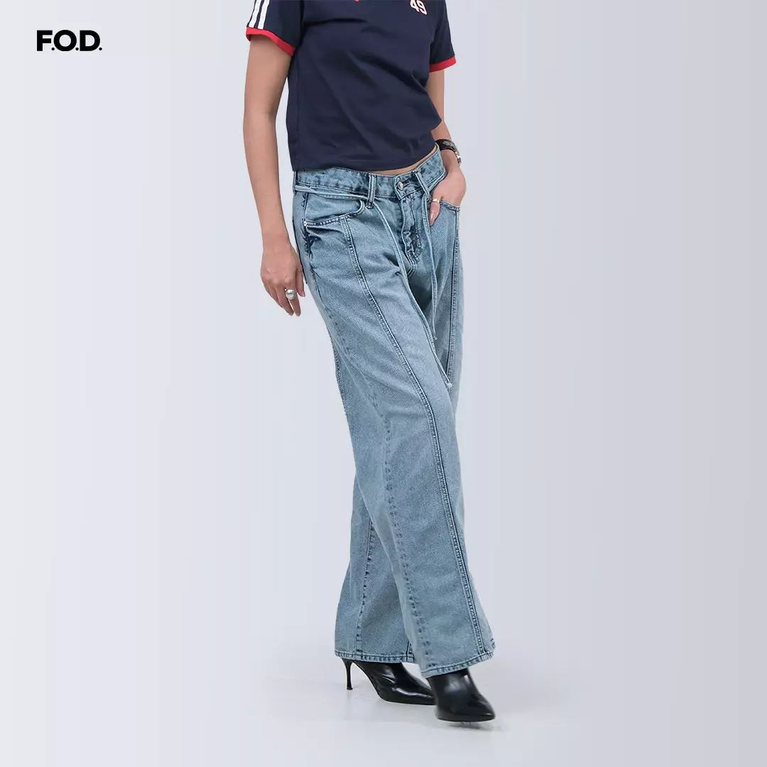 Celana Jeans Wanita Ginna Light Blue