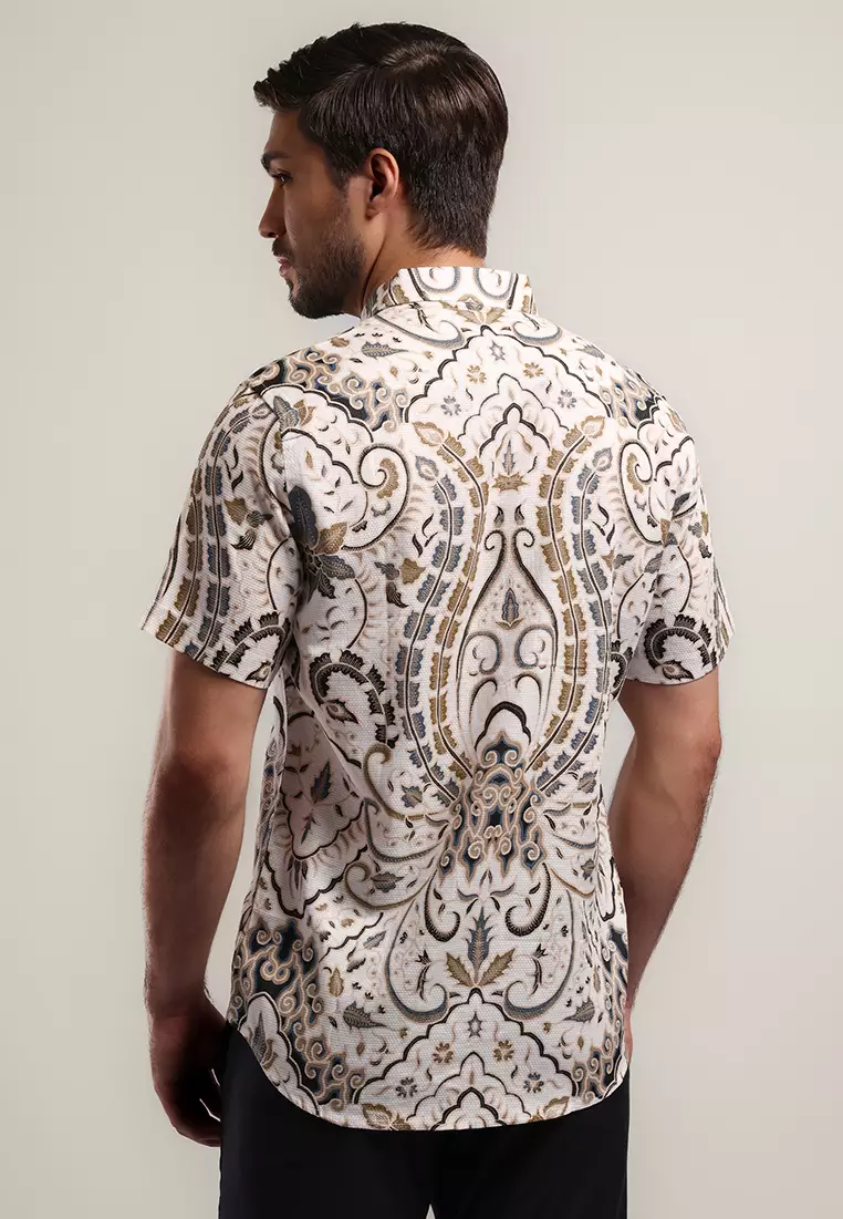 MOC Kemeja Batik Lengan Pendek Pria KRADEV - WHITE