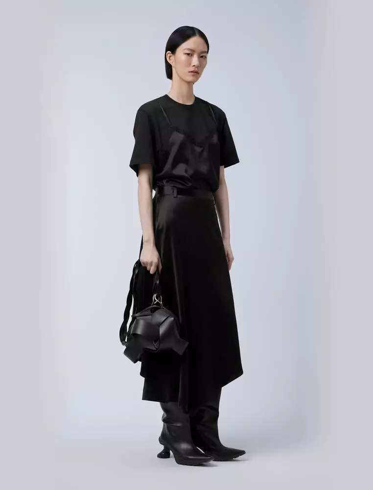 时尚潮流超长款腰裙