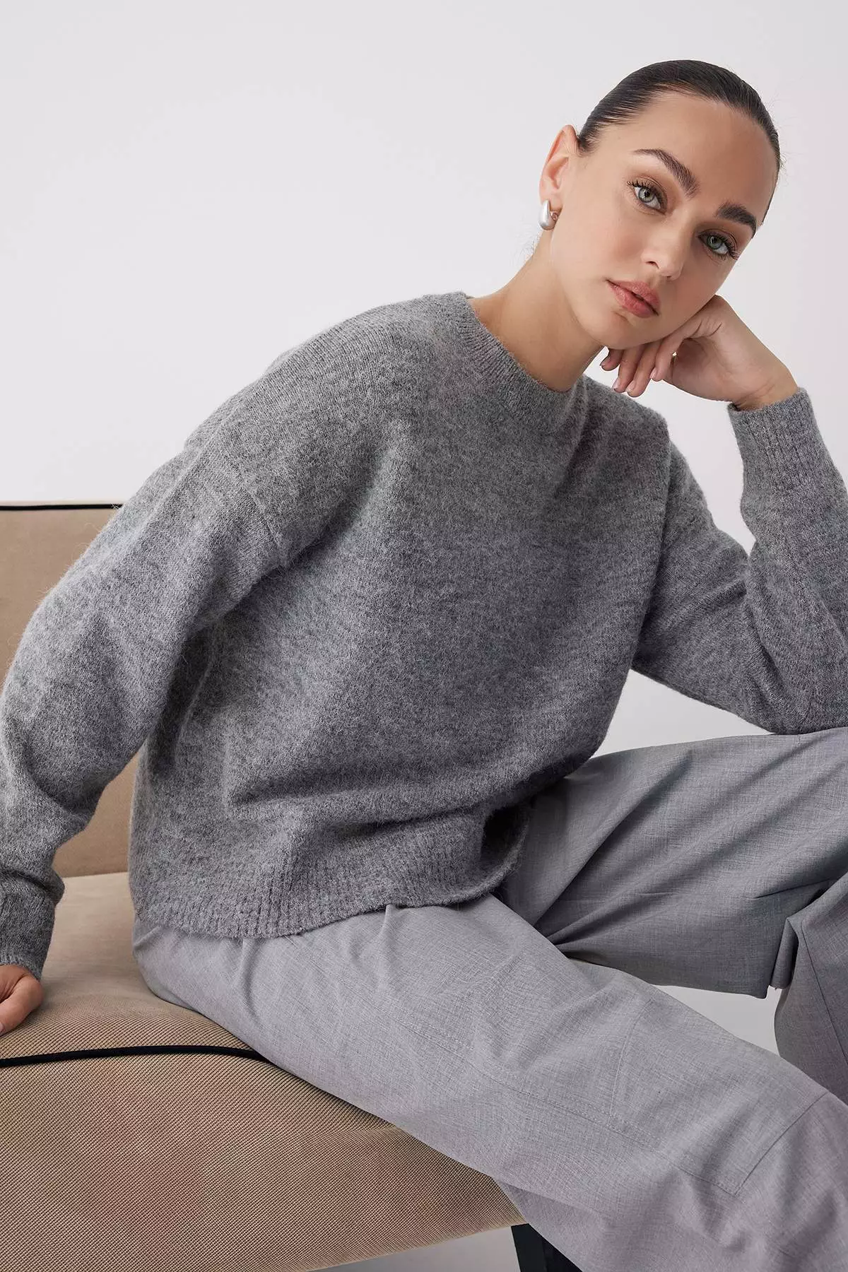 Anthracite Alpaca Wool Blended Premium/Special Yarn Wide Fit Basic Knitwear Sweater