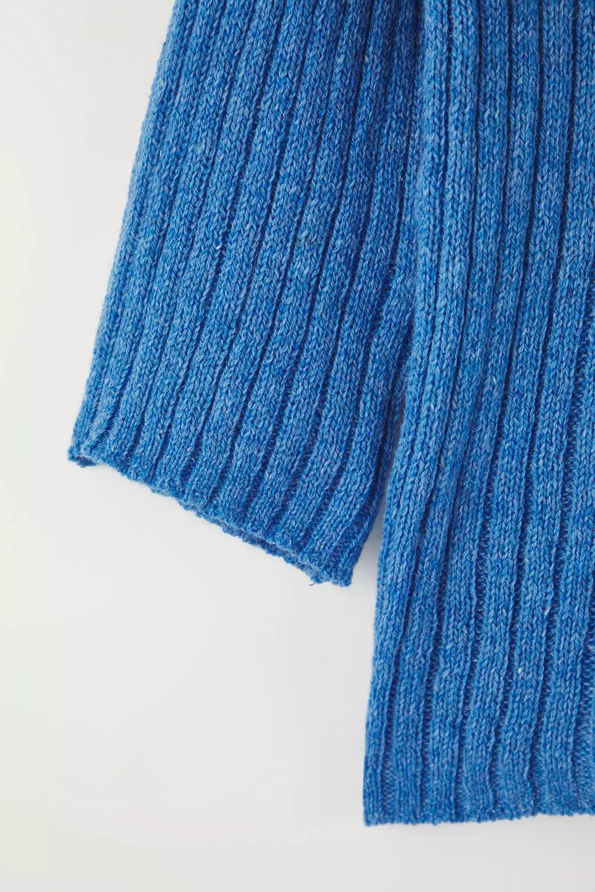 Indigo V-Neck Thin Ribbed Knitwear Sweater