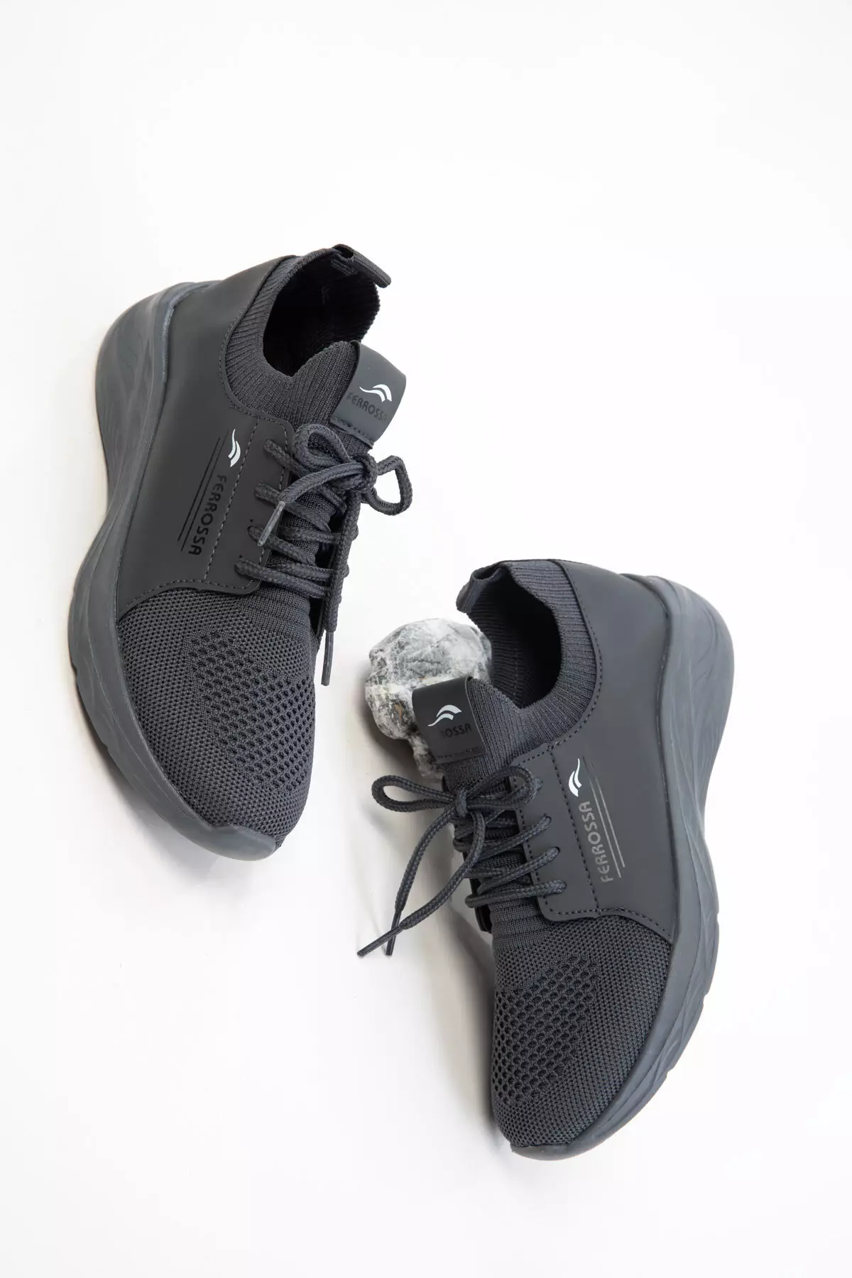 Smoked Unisex Sneaker 20678