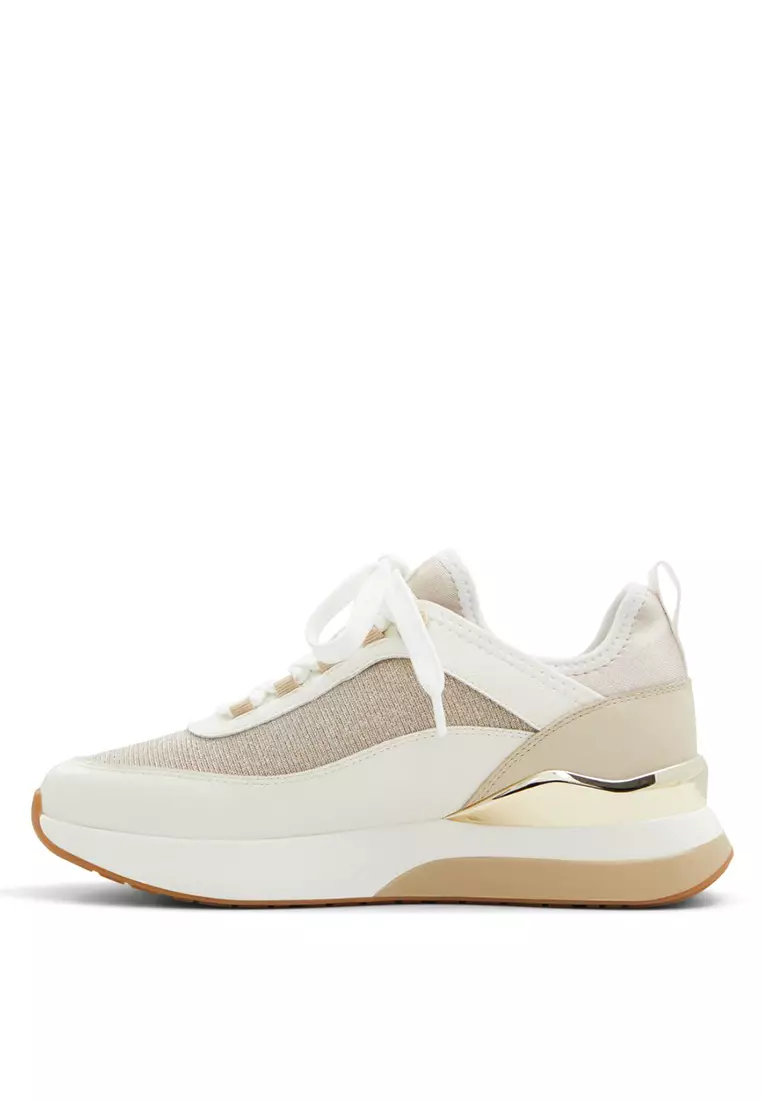 Quiltyn Sneakers