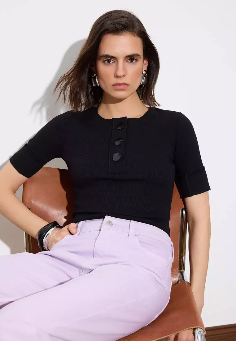 Crew Neck Rib Top