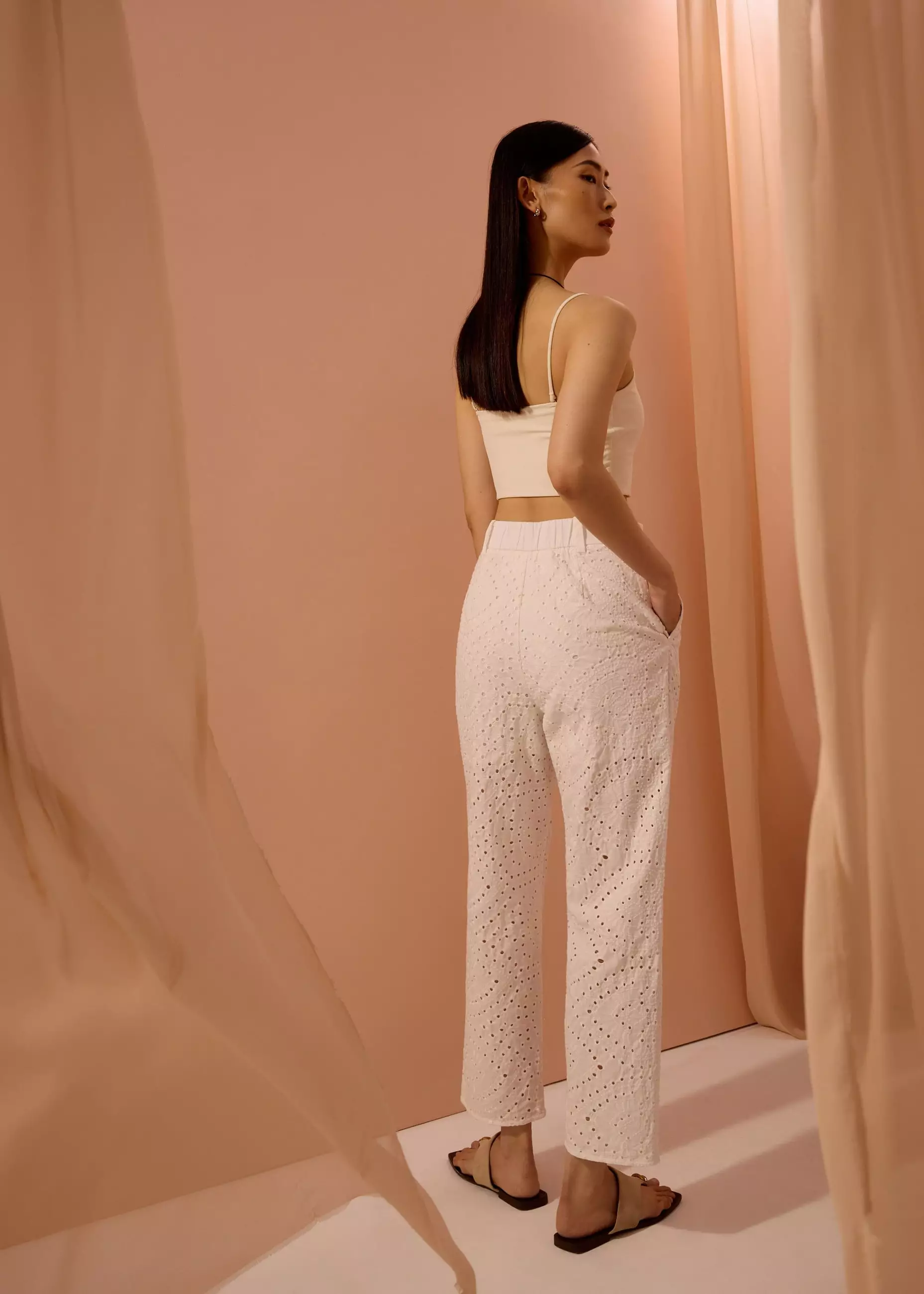 Celana Panjang Wanita - Elastic Peg Leg Pants in Soft Breeze Broderie