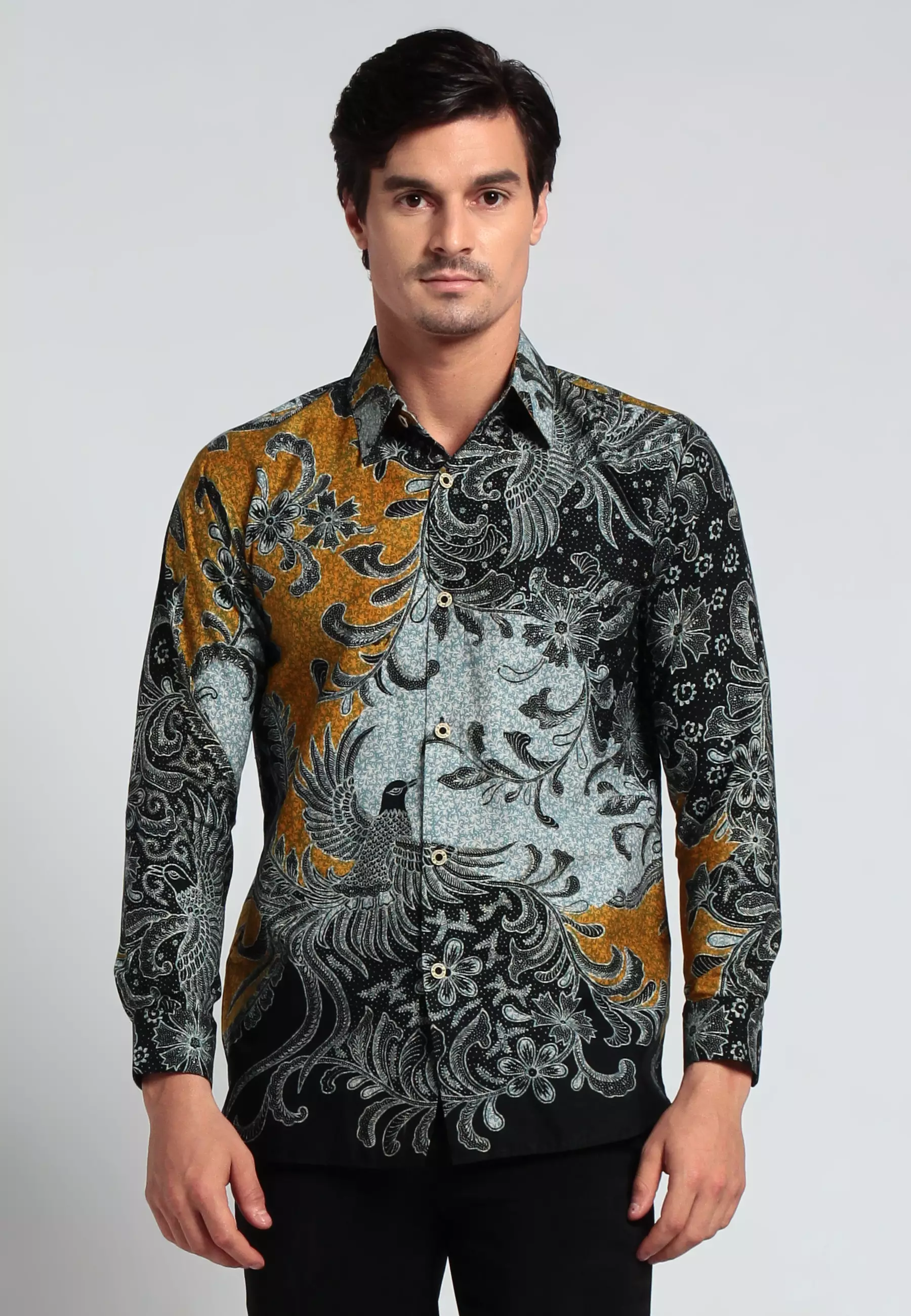 Kemeja Bangau leher hitam slimfit