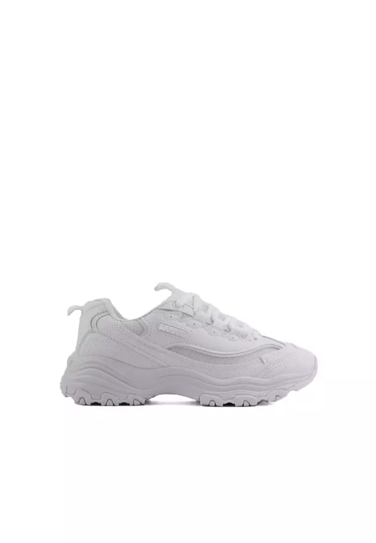 White sneakers vogue store