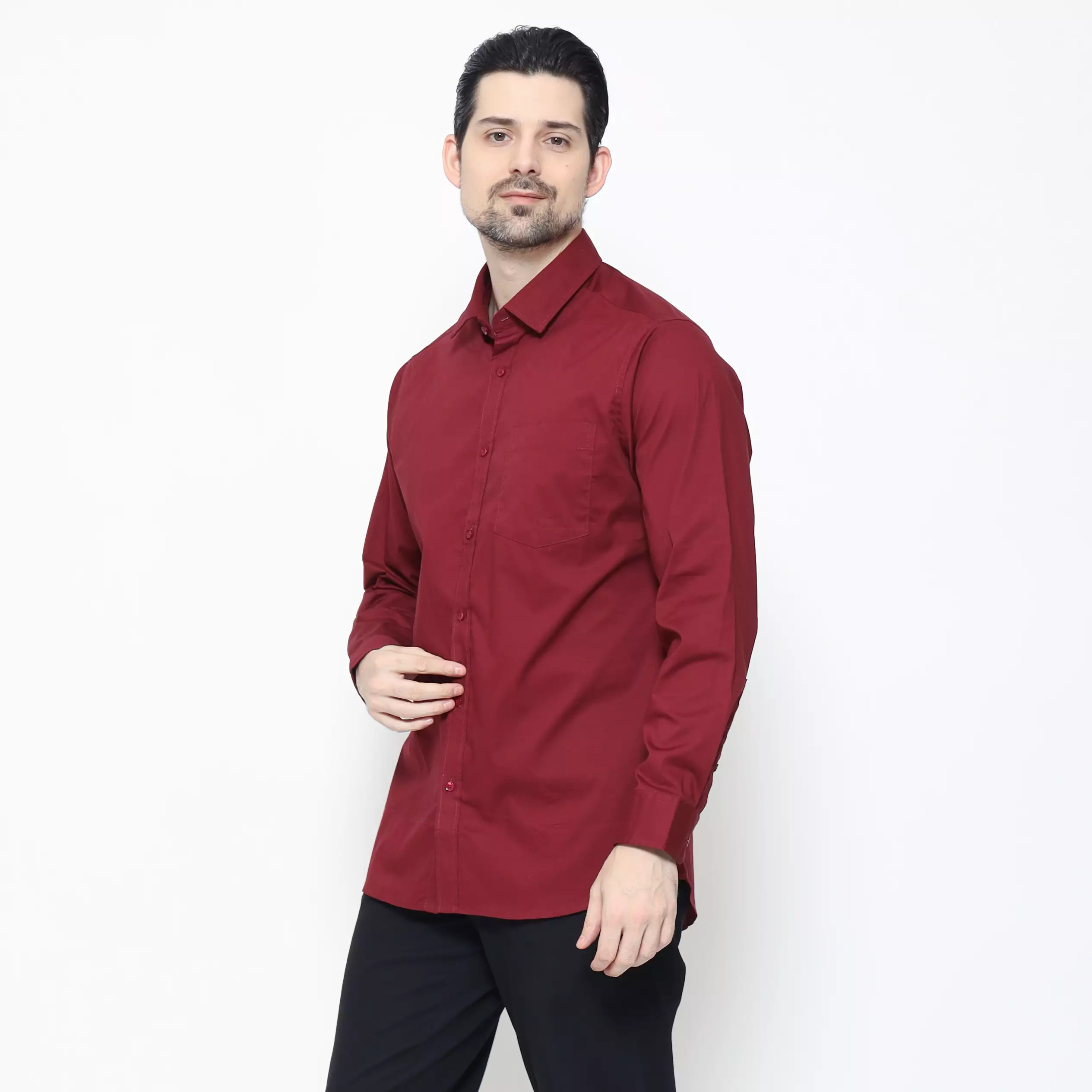 Lawell Kemeja Pria Slim Fit – Formal & Casual Warna Wine – Cotton Garbadin – ALCEO-MLSF