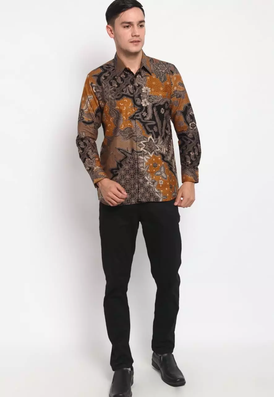 Kemeja Batik Pria Premium Slimfit Elegant Modern Lengan Panjang Trisira Oranye