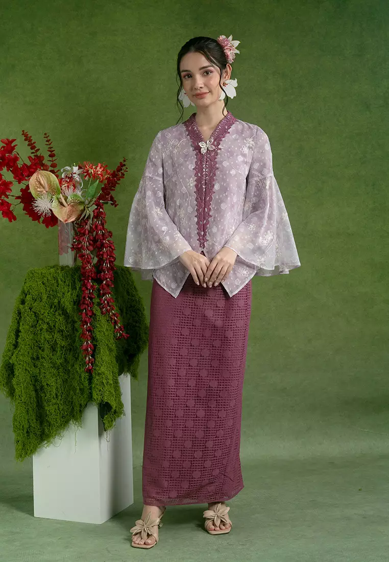 Melissa Kebaya with Lace Skirt