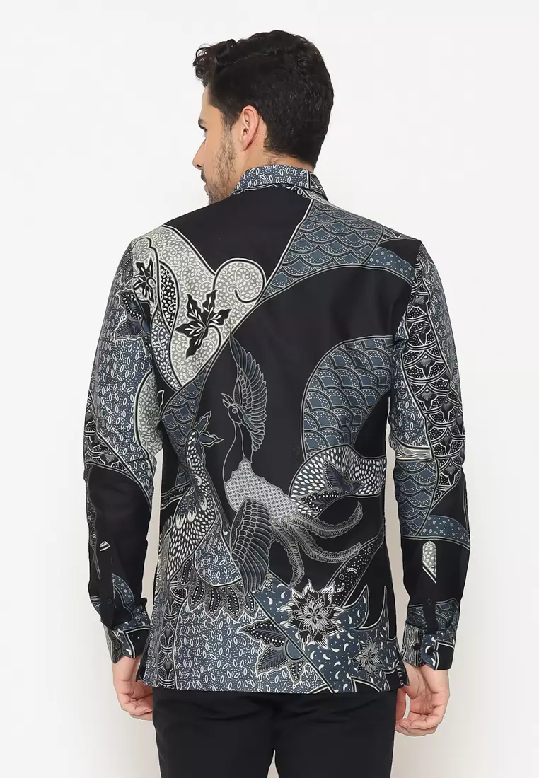 MAGINOT KAYANA BLACK Batik Slim Fit Lengan Panjang