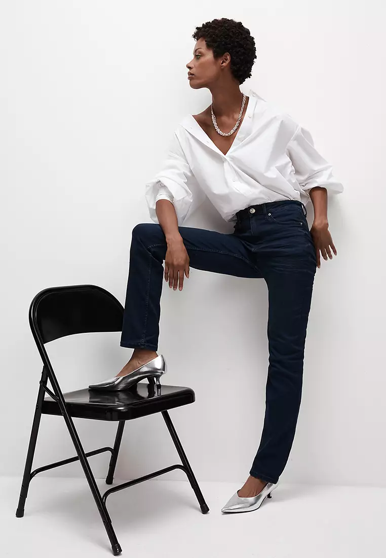 Sienna Straight Leg Jeans with Stretch